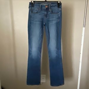 American Eagle never worn Skinny Kick Jeans